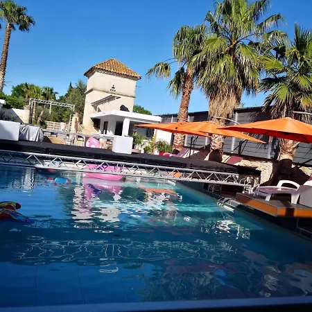 Mas La Farelle Gite, Fitness & Salle De Jeux Gratuite & Spa En Supplement Nimes Exterior photo