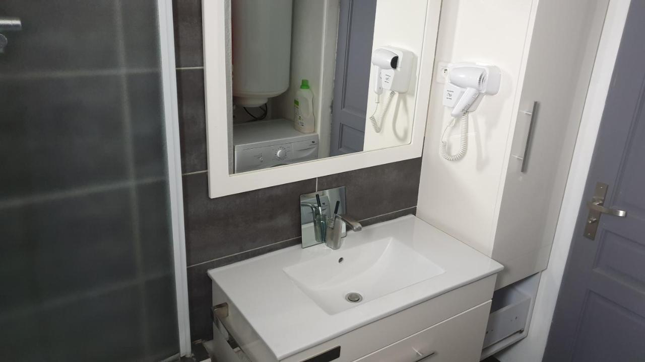 Mas La Farelle Gite, Fitness & Salle De Jeux Gratuite & En Supplement Holiday home *