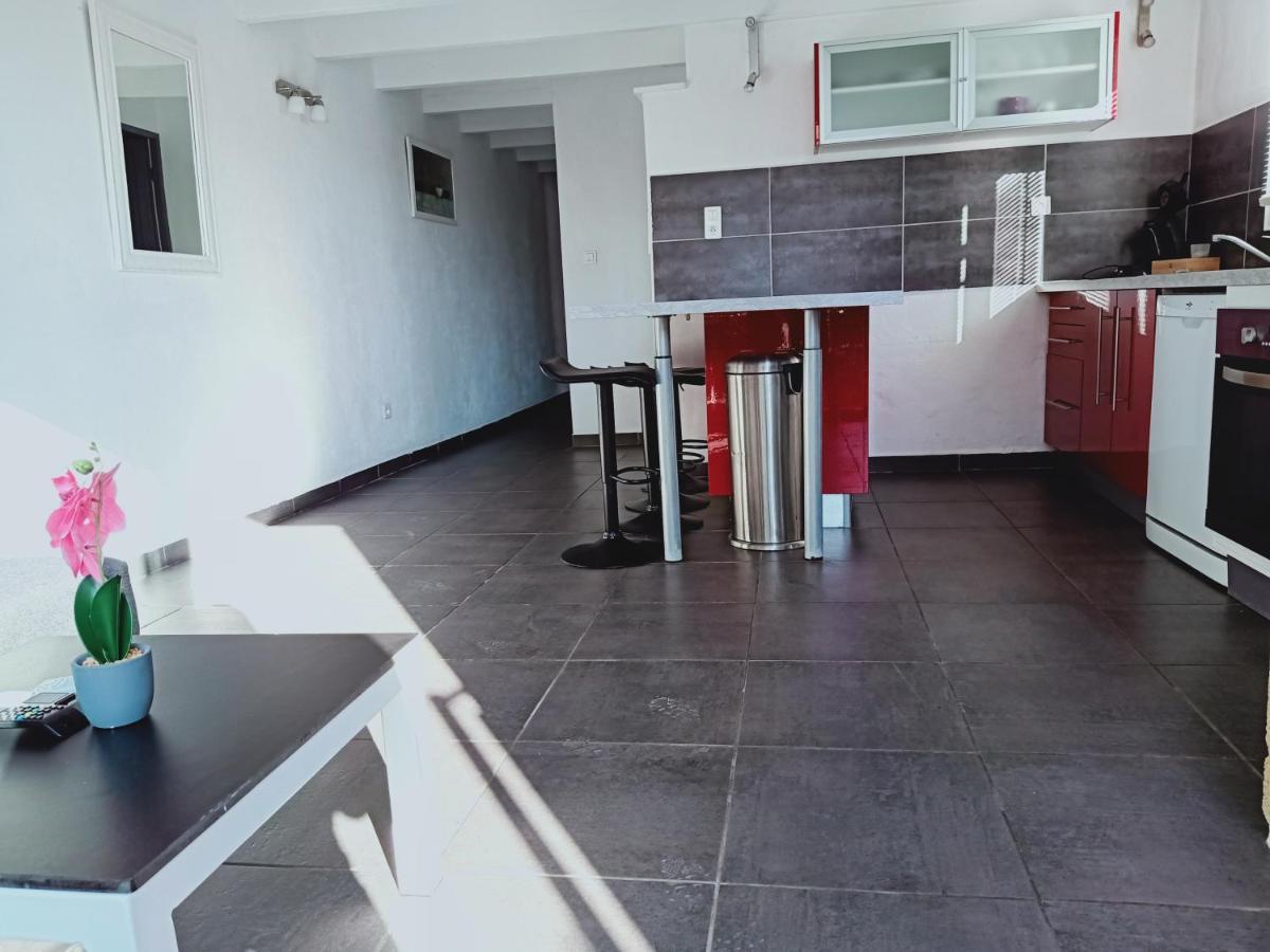 Mas La Farelle Gite, Fitness & Salle De Jeux Gratuite & En Supplement Holiday home Nimes